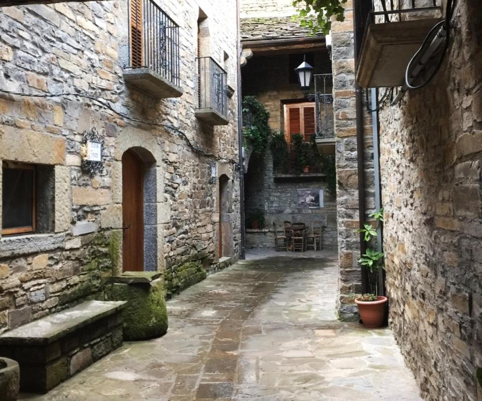 Casa Encuentra, En El Pirineo Al Lado De Ainsa Guest House El Pueyo de Araguas Bagian luar foto