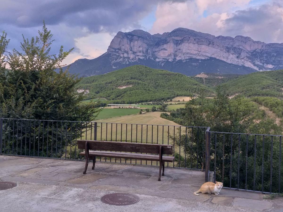 Casa Encuentra, En El Pirineo Al Lado De Ainsa Guest House El Pueyo de Araguas Bagian luar foto